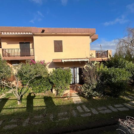 Bilocali Residenza Mediterranea Cannigione Exteriör bild