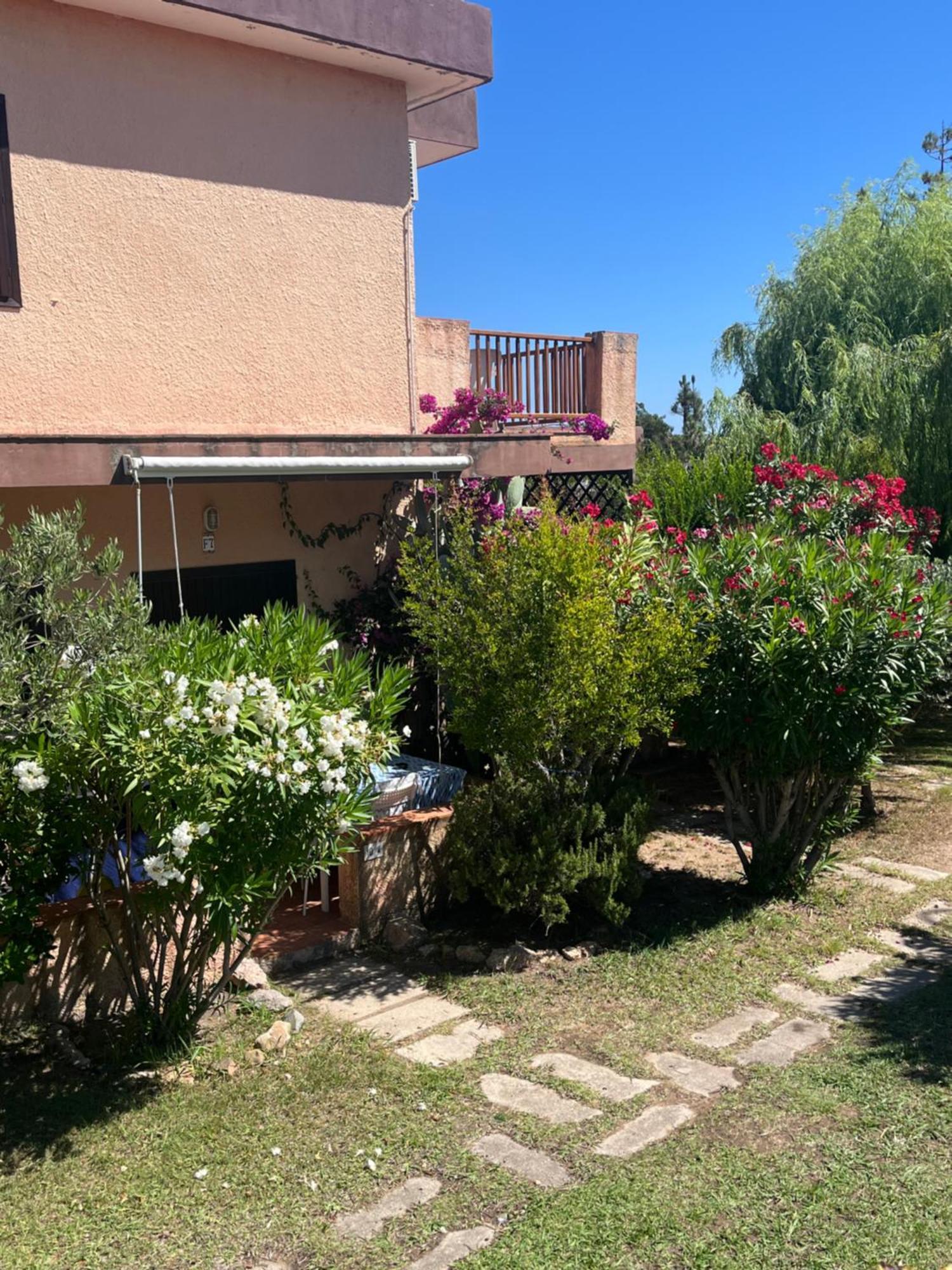 Bilocali Residenza Mediterranea Cannigione Exteriör bild