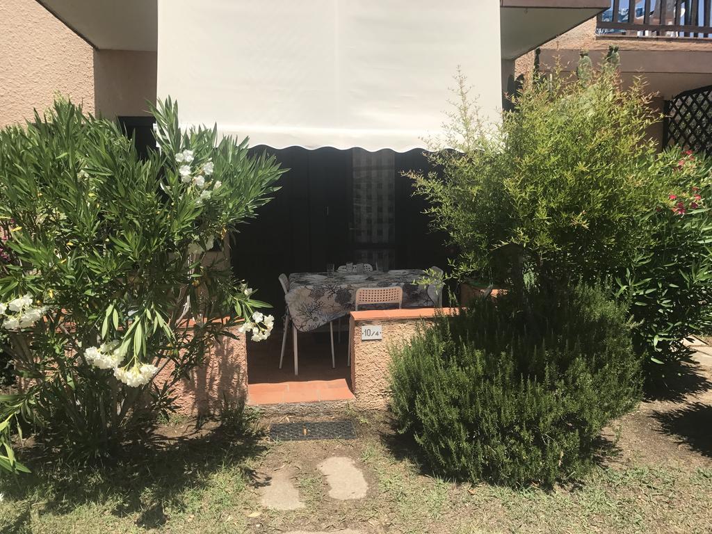 Bilocali Residenza Mediterranea Cannigione Exteriör bild