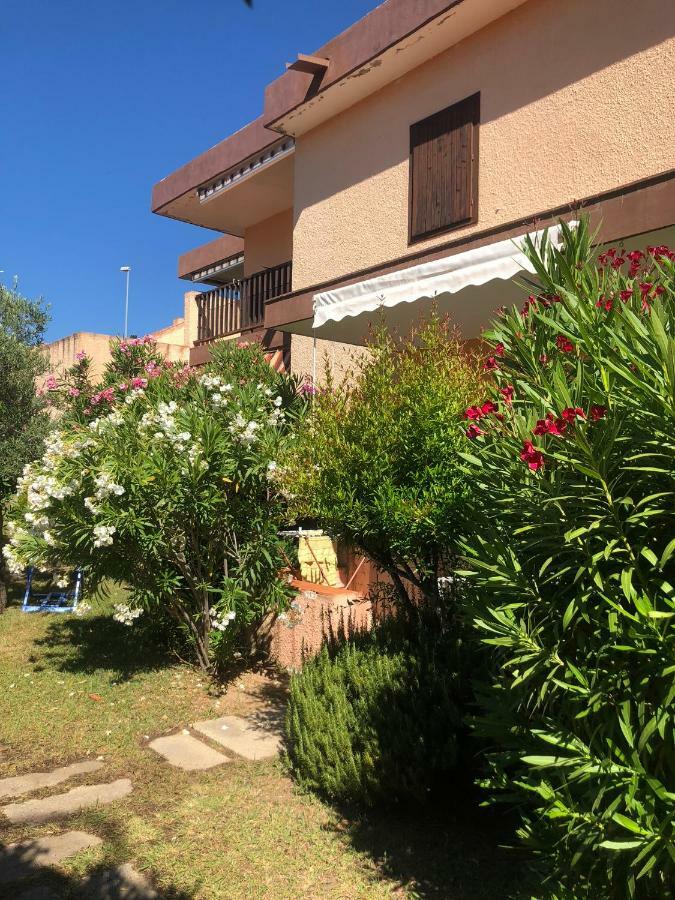 Bilocali Residenza Mediterranea Cannigione Exteriör bild